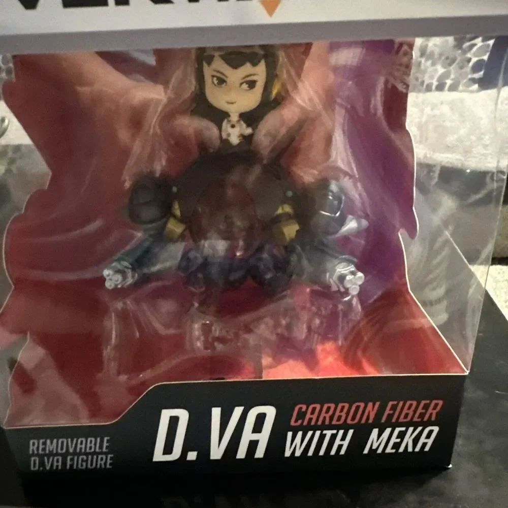 Blizzard‎ Gear Merchandise Overwatch Carbon Fiber D.Va With Meka